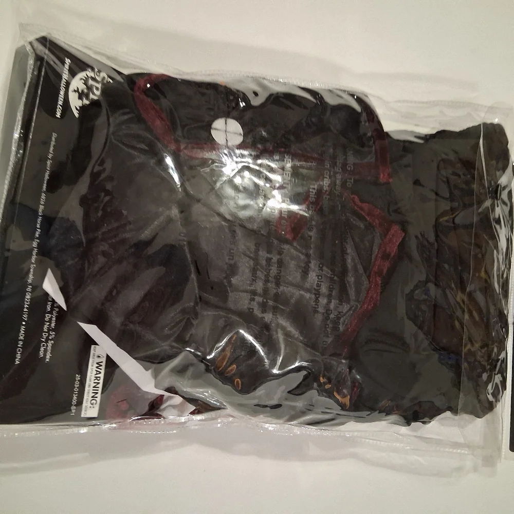 Spirit Child Medium 8-10 Deluke Vampire Halloween Costume - Picture 6 of 16